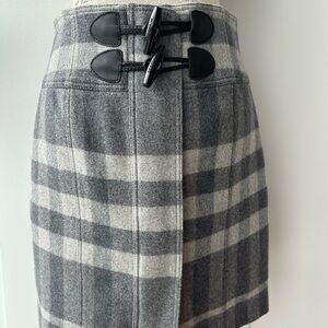 Burberry Wool Skirt